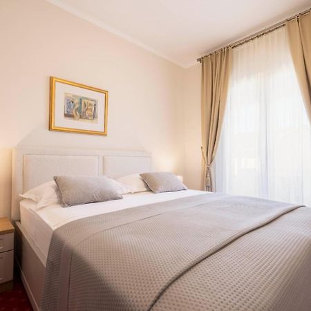 Aparthotel Villa Mozart Podgora Dış mekan fotoğraf