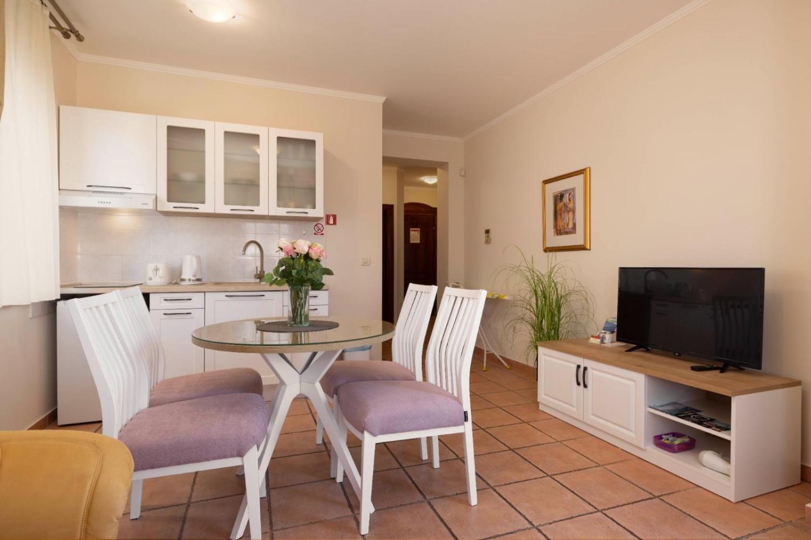 Aparthotel Villa Mozart Podgora Dış mekan fotoğraf